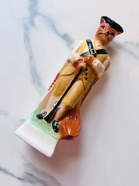RARE Delightful Vintage 1986 Jim Beam Fox Minuteman Figurine